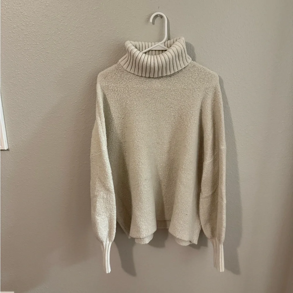 Aerie Offline Turtleneck Sweater Size XS